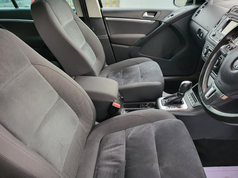 2013 Volkswagen Tiguan 2.0 TDi BlueMotion Tech SE 5dr DSG ESTATE Diesel Automatic