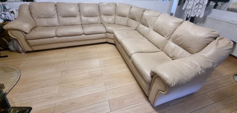 image for 8 seat italian leather corner sofa