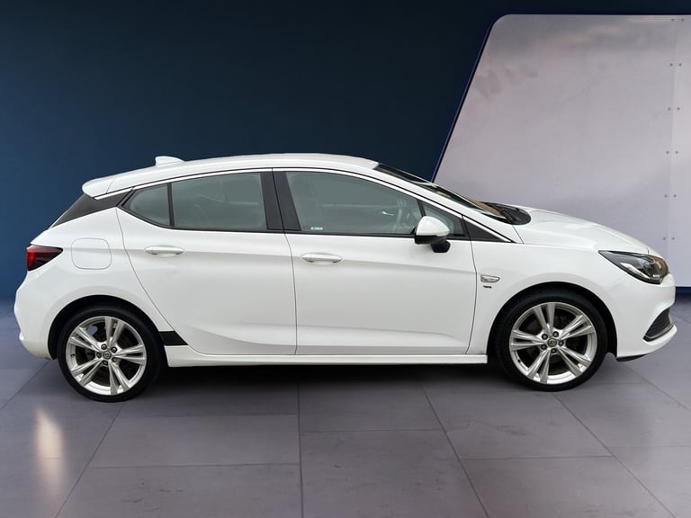2017 Vauxhall Astra 1.6 CDTi 16V 136 SRi Vx-line Nav 5dr HATCHBACK Diesel Manual