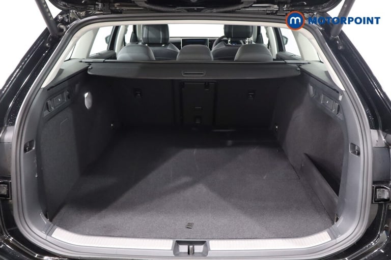 2025 Volkswagen Passat 1.5 TSI eHybrid Life 5dr DSG Estate Hybrid Automatic