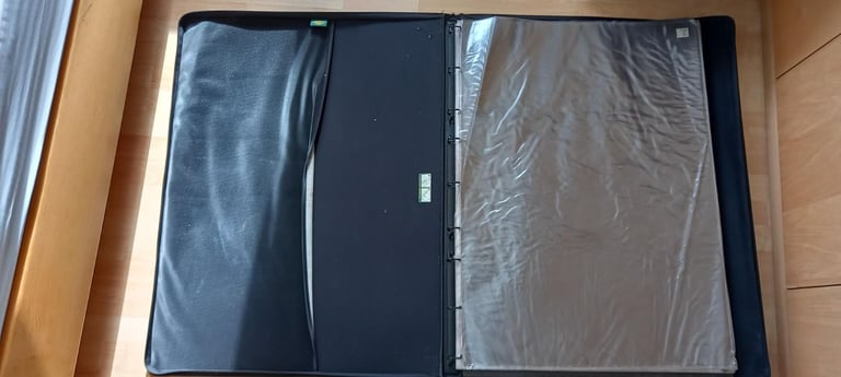 GRAPHIC DESIGNER'S - PORTFOLIO CASE (SIZE A1)