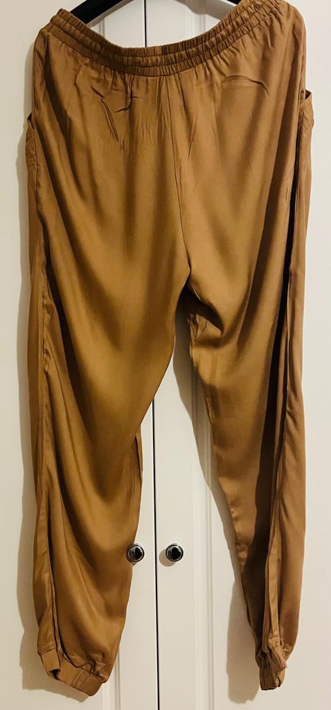 New Look Camel/Brown Cuffed Ankle Joggers - Size 12.