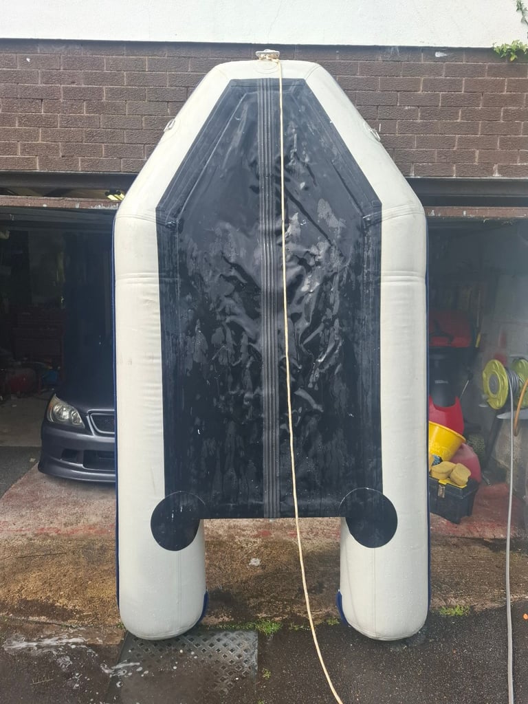 Waveline sib boat with mariner 4hp outboard