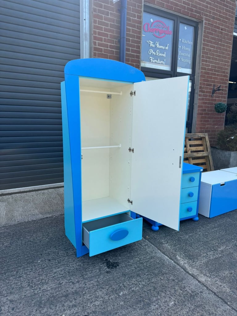 Kids blue wardrobe with double rail 84cm(w)x52cm(d)x187cm(h), Ref:19229 £85.00