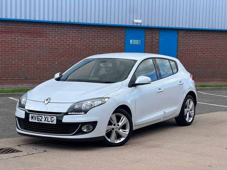 Renault Megane 1.5 dCi Dynamique TomTom Euro 5 (s/s) 5dr Diesel Manual - Image 10