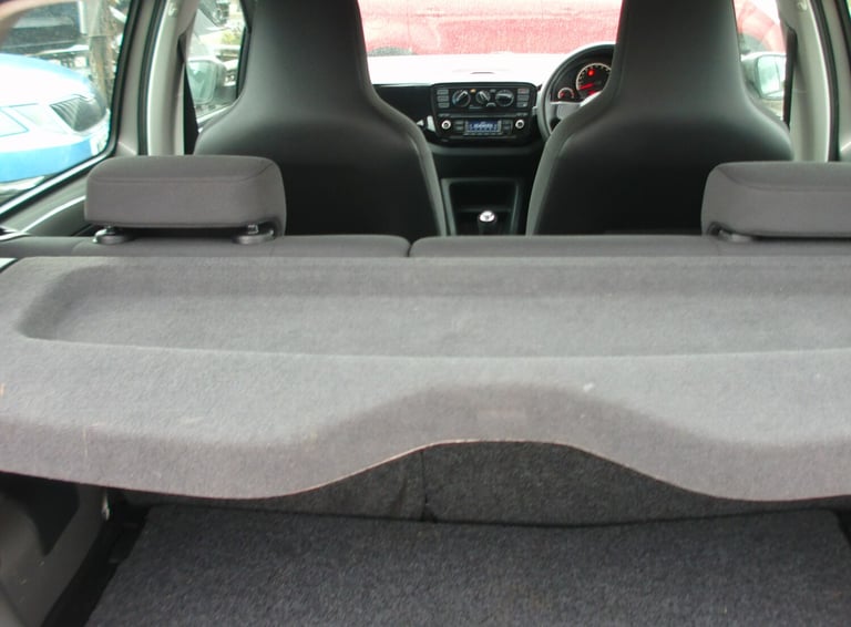 2014 Volkswagen Move Up 1.0 MOVE UP 5-Door Petrol