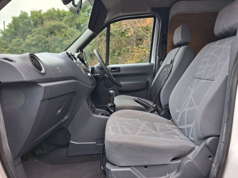 FORD TRANSIT CONNECT CREW CAB VAN 1.8 CDTI caddy maxi transporter vivaro