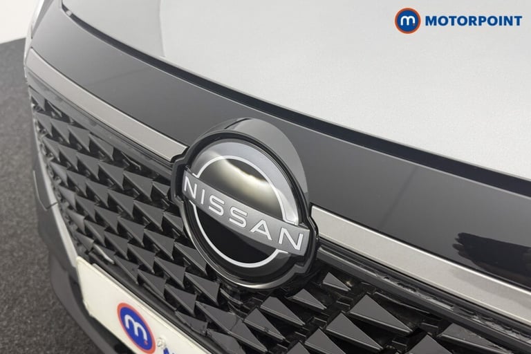2025 Nissan Qashqai 1.3 DiG-T MH 158 N-Connecta [Glass Rf] 5dr Xtronic SUV Petrol Automatic