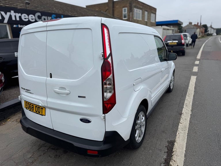 FORD TRANSIT CONNECT 1.5 200 EcoBlue Limited White Manual Diesel 2018