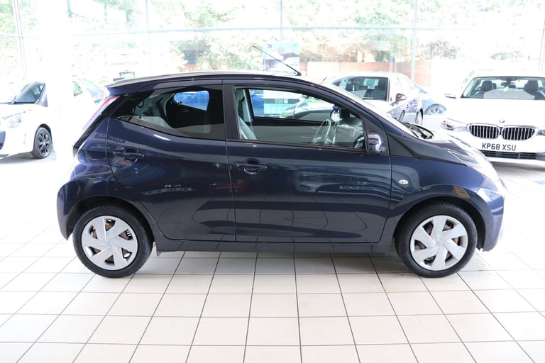 2016 Toyota AYGO 1.0 Aygo X-Play VVT-i CVT 5dr Hatchback Petrol Automatic