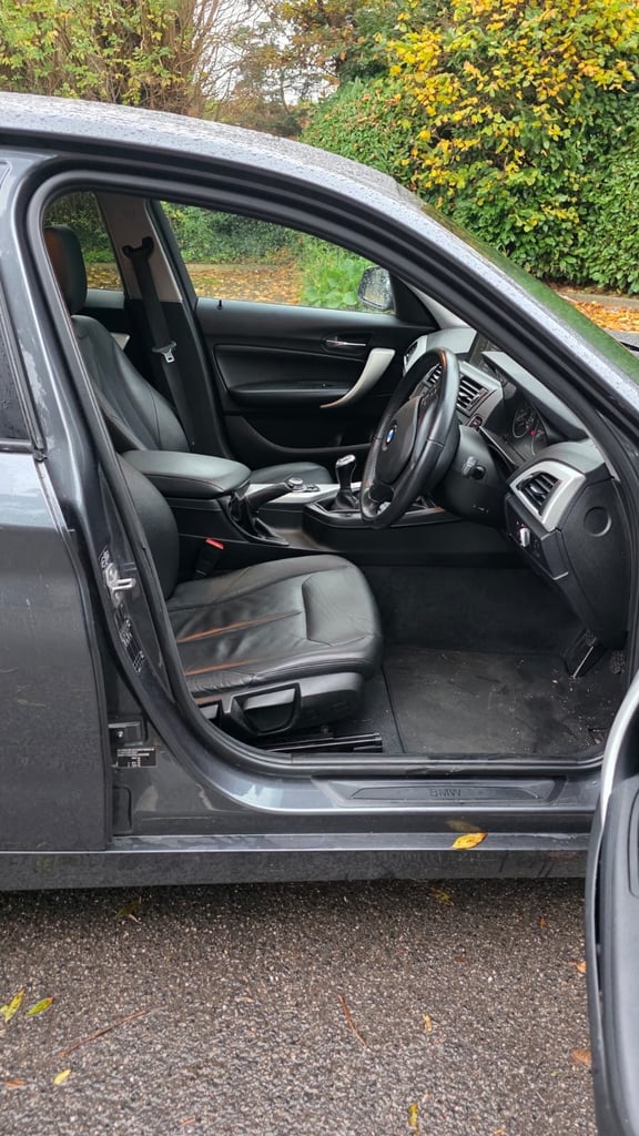 BMW, 1 SERIES, Hatchback, 2012, Manual, 1598 (cc), 5 doors