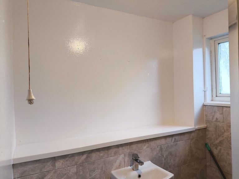 Newly Decorated One-Bedroom Maisonette To Let – 53 Stone Hill Drive, Blackburn, BB1 5TR 