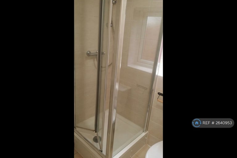 Studio flat in Mitcham Road, Croydon, CR0 (#2640953)