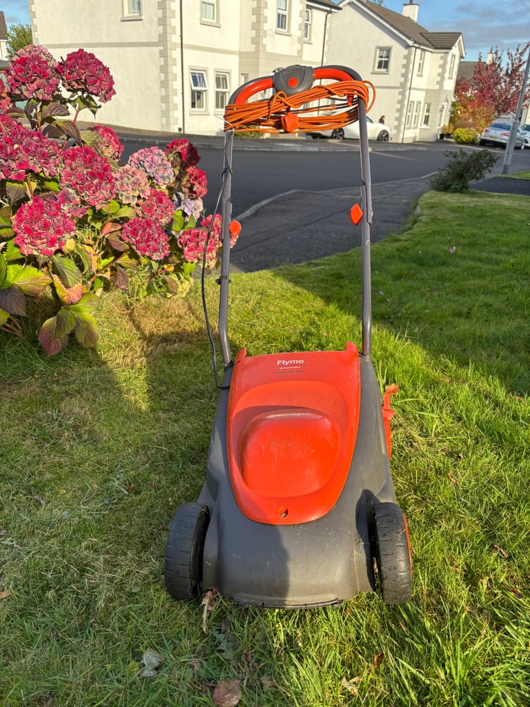 image for Flymo Venturer 320 Electric Lawnmower (Working) for parts / spares