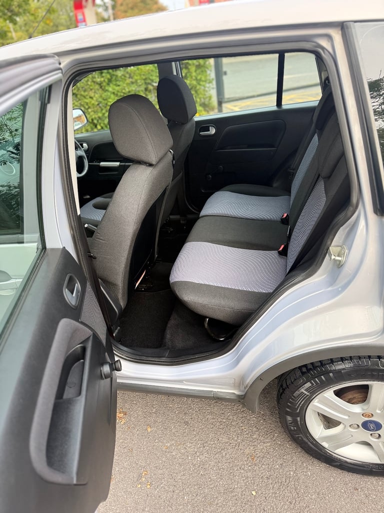 Ford, FUSION, Hatchback Zetec, 2011, Manual, 1388 (cc), 5 doors