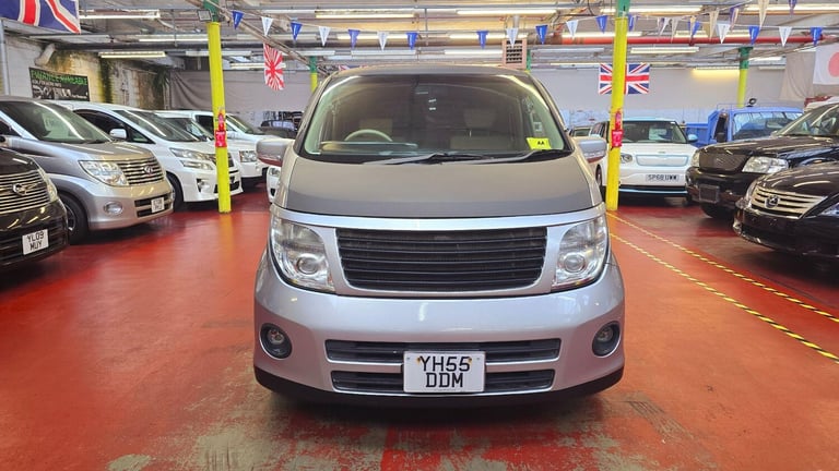 2005 Nissan Elgrand 4wd 2.5 Nismo modified Ready to go  Petrol Automatic