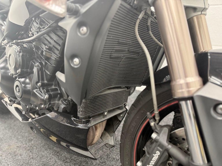 Triumph Speed Triple 1050 ** Nice Condition - 1 Owner - Warranty **