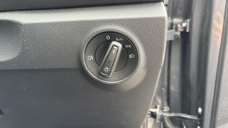 2022 Volkswagen T-Roc 1.0 TSI Life 5dr HATCHBACK PETROL Manual