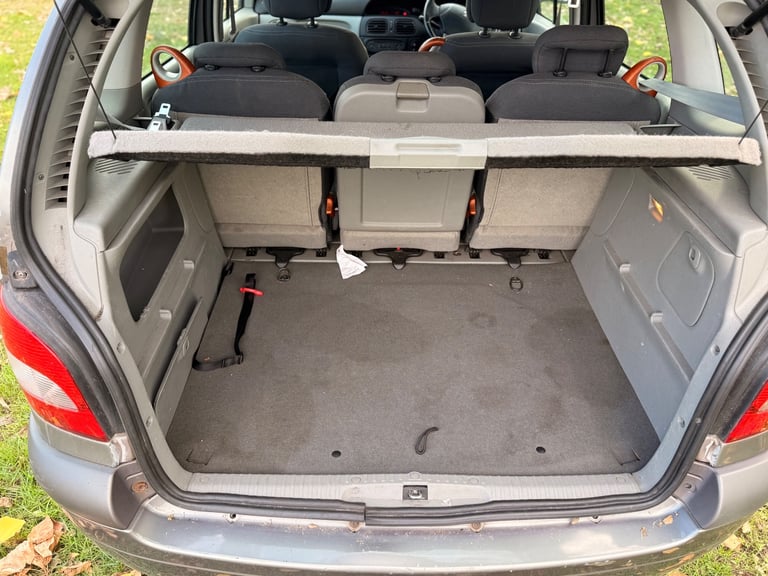 RENAULT SCENIC - CHEAP & RELIABLE 