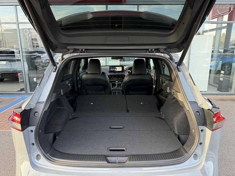 2022 Nissan Qashqai 1.3 DIG-T (140ps) Tekna HATCHBACK Petrol/Electric Hybrid Manual