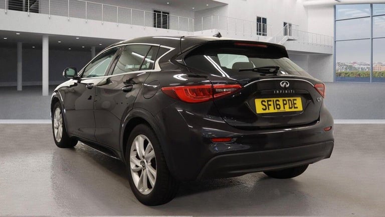  Infiniti Q30 1.5d SE Euro 6 (s/s) 5dr Diesel Manual