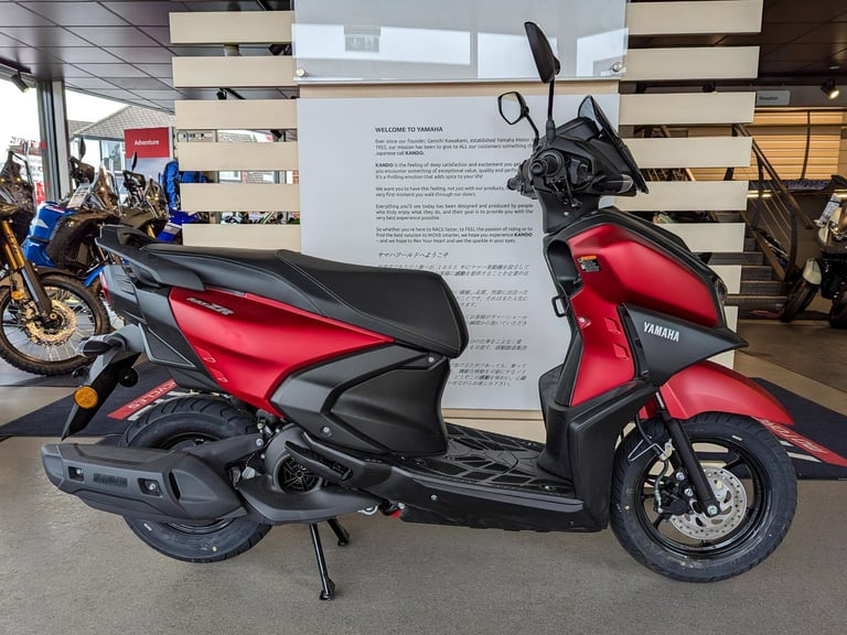 NEW Yamaha RayZR 125 Learner Legal Scooter. (Red) JUST £2,500 (No Admin Fees)