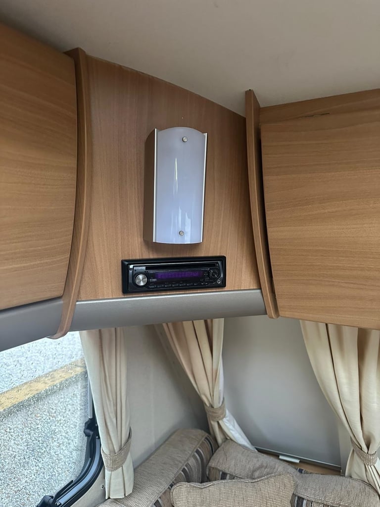 2008 Swift charisma 555 4 Berth with fixed bed
