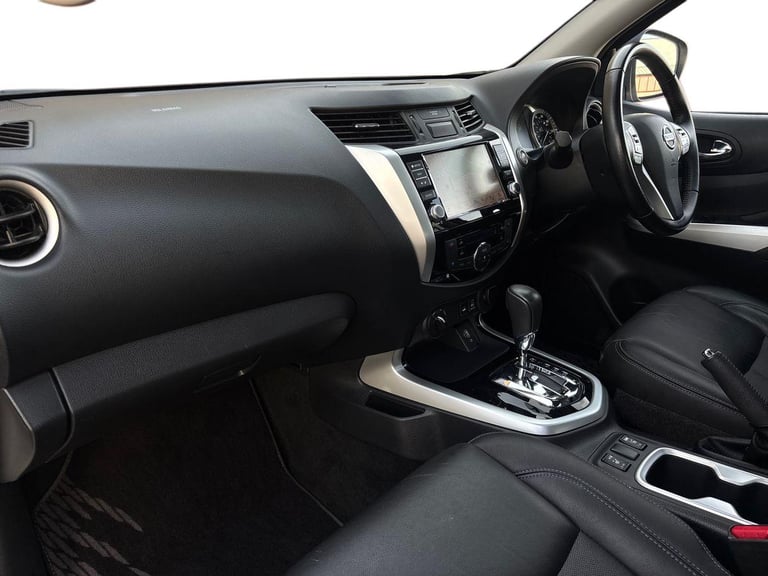 2021 Nissan Navara Double Cab Pick Up N-Guard 2.3dCi 190 TT 4WD Auto PICK UP DIESEL Automatic