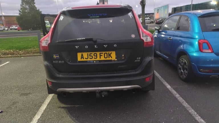 image for Volvo, XC60, Estate, 2009, Semi-Auto, 2400 (cc), 5 doors