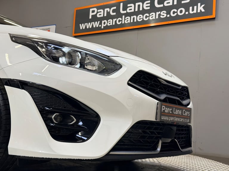 2022 Kia Pro Ceed Kia ProCeed GT-Line Estate ISG  Fusion White  49 900 Miles 