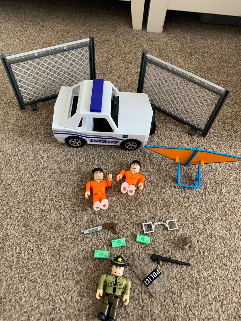 Roblox police playset ideal gift