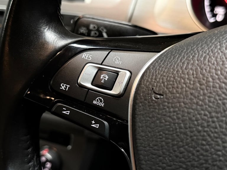 2015 Volkswagen Golf 1.6 TDI 105 Match 5dr HATCHBACK DIESEL Manual