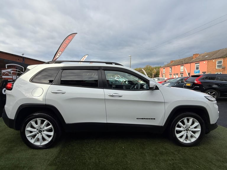 2014 Jeep Cherokee 2.0 CRD [170] Limited 5dr Auto ESTATE DIESEL Automatic
