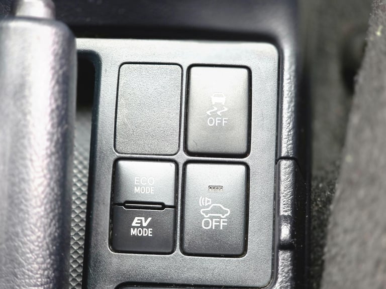 2023 Toyota Yaris 1.5 VVT-h Icon E-CVT Euro 6 (s/s) 5dr Petrol/Electric Hybrid Automatic