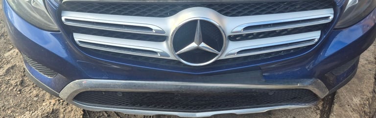Genunine Mercedes GLC grill 