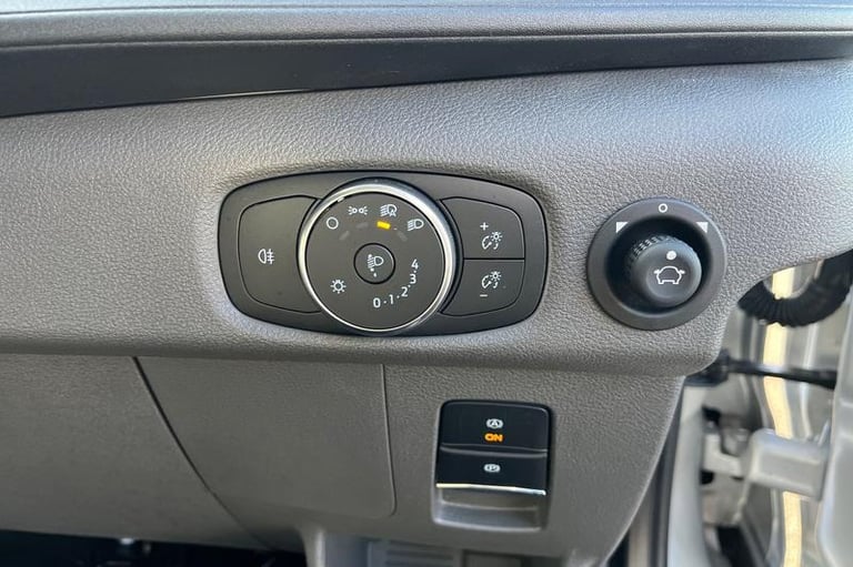 2025 Ford E-Transit 350 Leader AUTO L3 H2 LWB Medium Roof RWD 135kW 68kWh DAP, PRO POWER ONBOAR P...