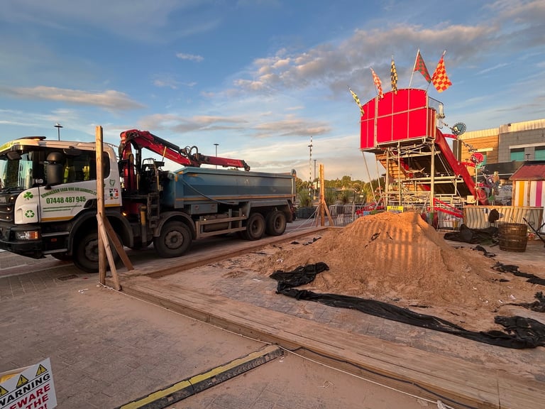 Grab lorry hire delivery of mot type 1 recycled type 1 topsoil sharp sand gravel 6f2 