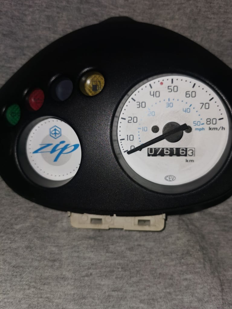 Piaggio zip clock cluster 
