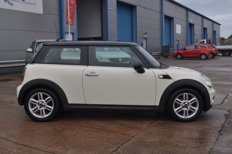 2007 MINI Hatch 1.6 Cooper Hatchback 3dr Petrol Manual Euro 4 (120 ps) Hatchback Petrol Manual