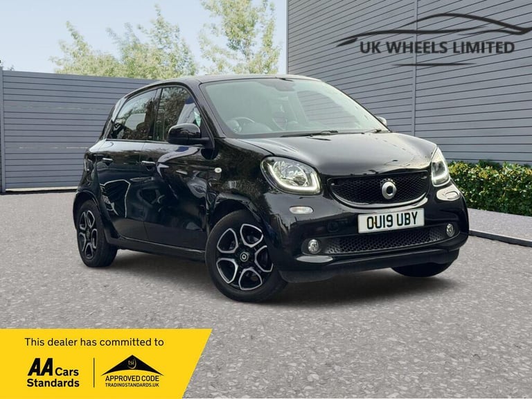 image for 2019 smart forfour 0.9T Prime (Premium Plus) Twinamic Euro 6 (s/s) 5dr HATCHBACK Petrol Automatic