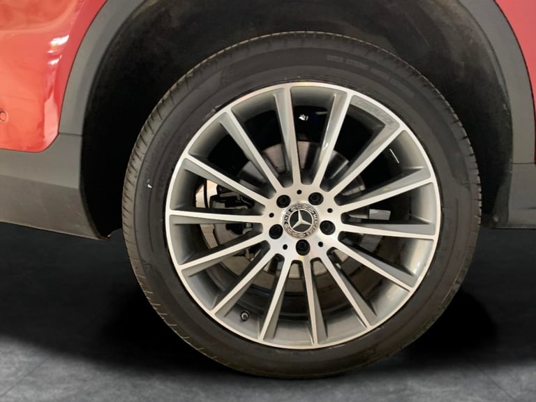 2021 Mercedes-Benz GLC 2.0 GLC300de 13.5kWh AMG Line (Premium) SUV 5dr Diesel Plug-in Hybrid G-Tr...