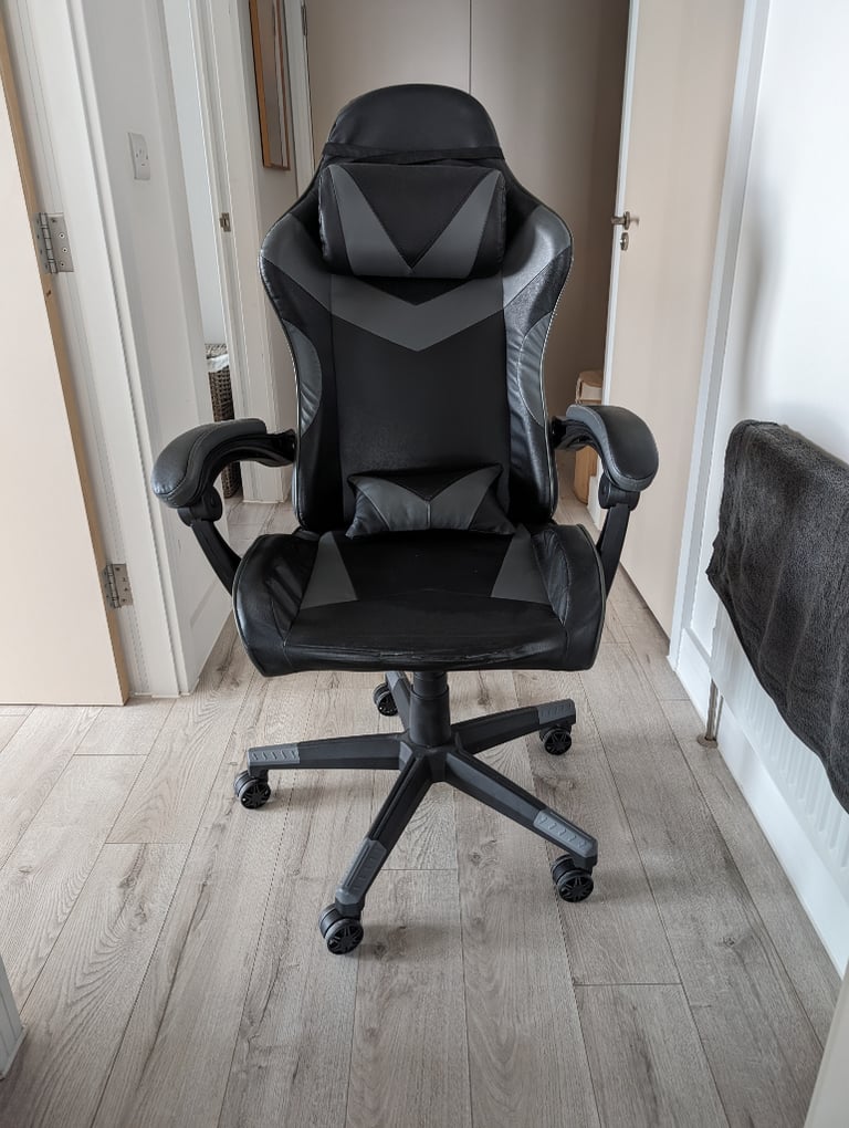 2nd hand gaming chair deals for sale