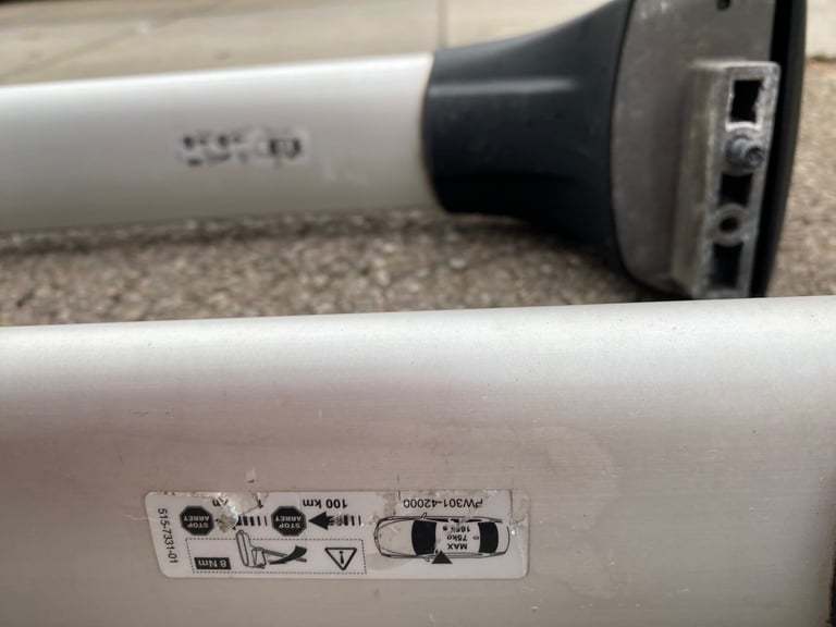 Toyota RAV 4 Roof Bars