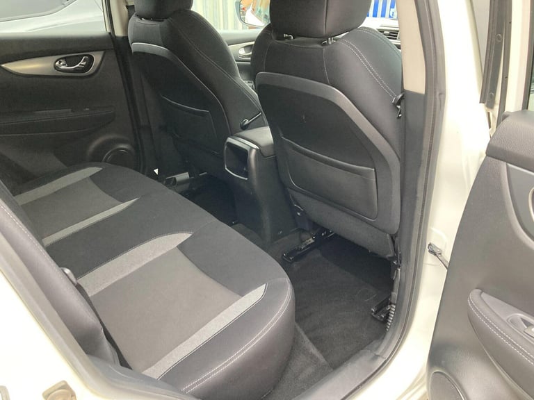  Nissan Qashqai 1.2 DIG-T N-Connecta SUV 5dr Petrol Manual Euro 6 (s/s) (115 ps) Petrol Manual