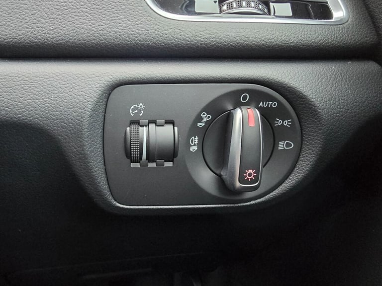 2015 Audi Q3 1.4T FSI SE 5dr S Tronic ESTATE PETROL Semi Automatic