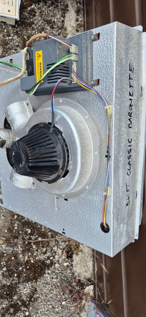 CARVER 5500A TURBO FANMASTER gas and electric heater for camper caravan motohome.