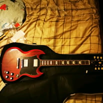 EPIPHONE Electric guitar (Mother of pearl - cherry) 