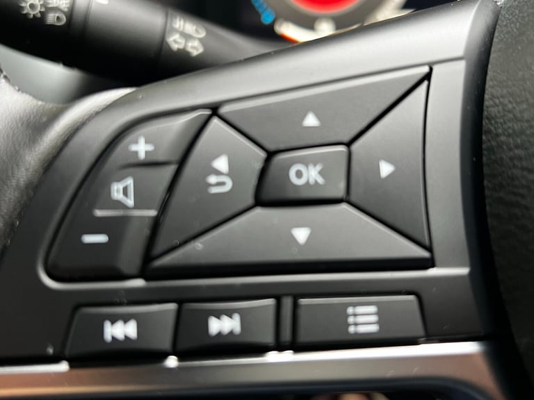 2025 Nissan Juke 1.6 Hybrid N-Connecta 5dr Auto HATCHBACK Petrol/Electric Hybrid Automatic