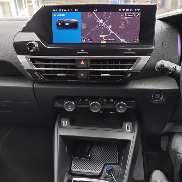 Citroen, C4 X, Saloon, 2023, Other, 1 (cc), 4 doors, electric, low mileage 