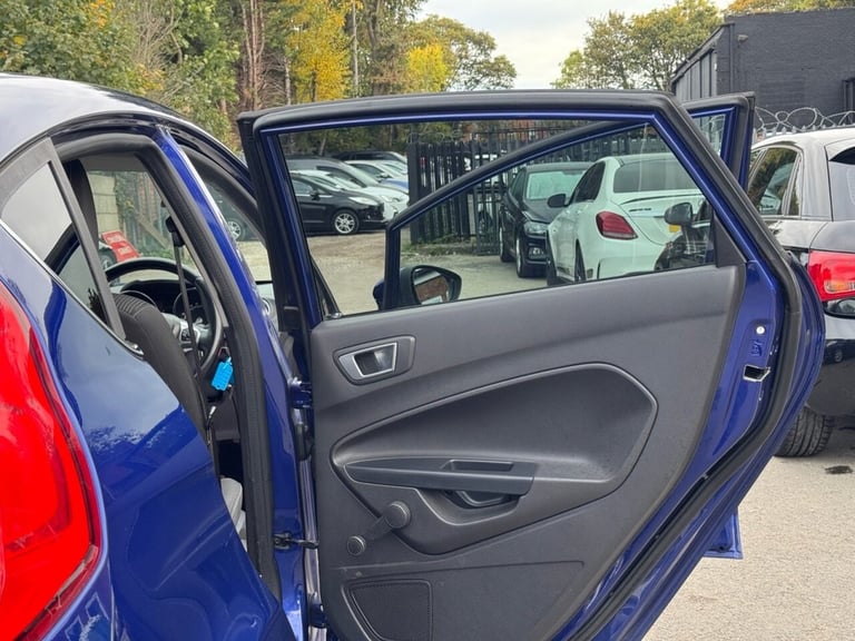 2015 Ford Fiesta 1.0T EcoBoost Titanium Hatchback 5dr Petrol Powershift Euro 6 (100 ps) Hatchback...